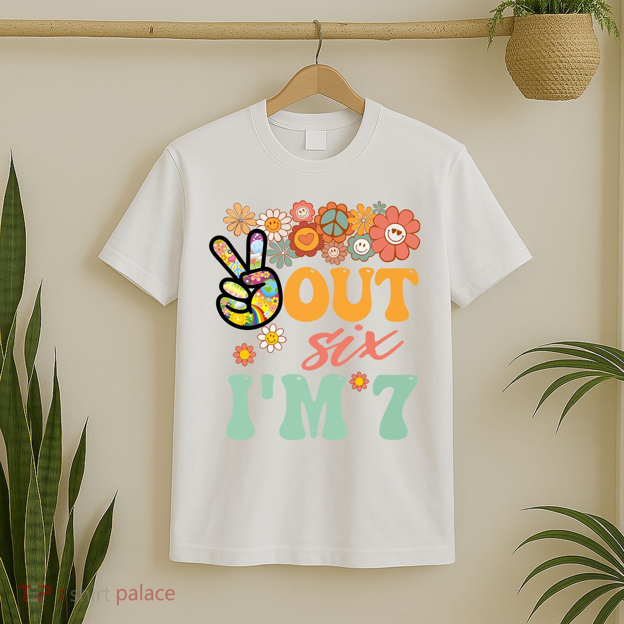 Peace Out Six I'm 7 Groovy 7th Happy Birthday Boy Girl T-Shirt