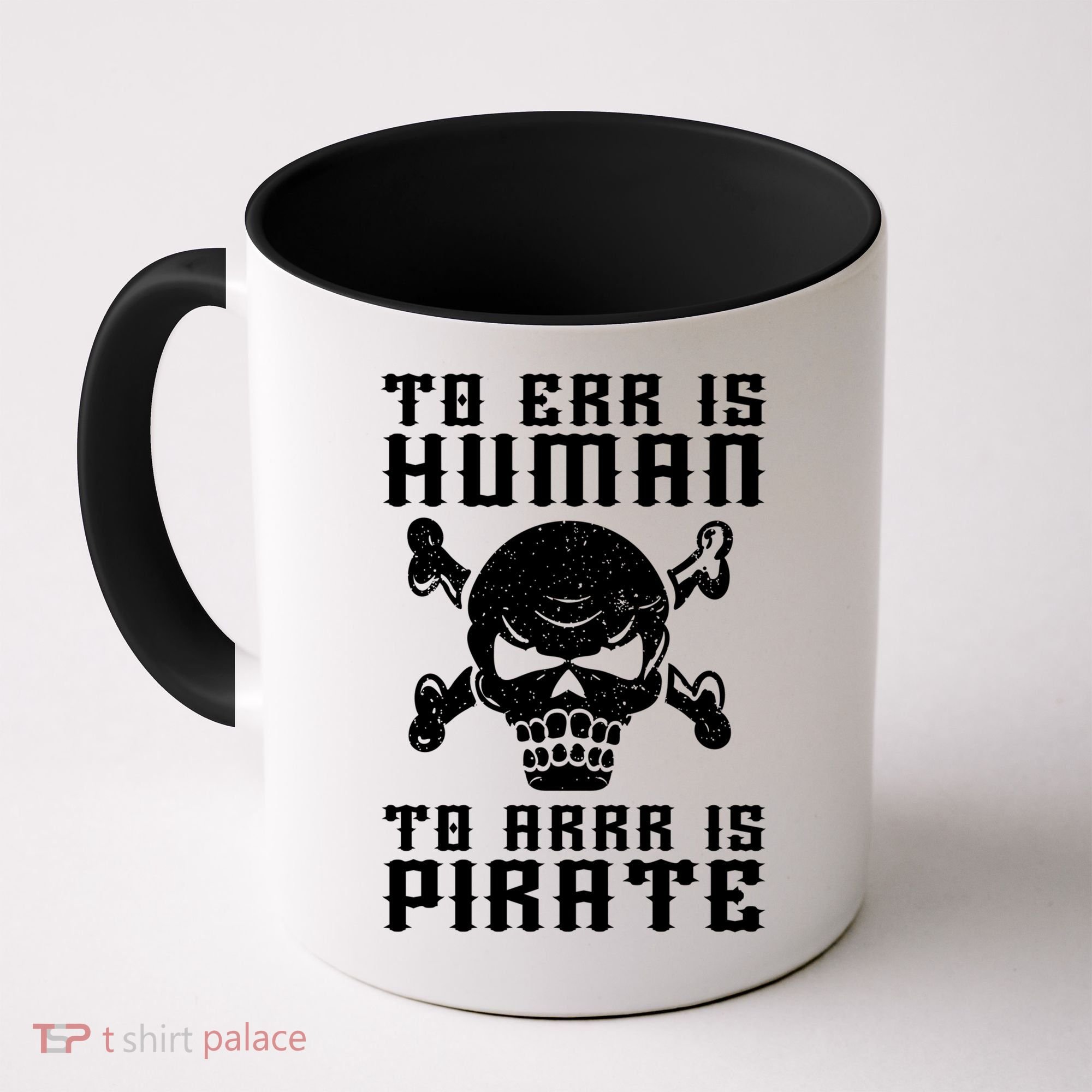 Pirate Pun And Skull Skeleton Easy Pirate Costume Halloween Funny Gift Coffee Mug