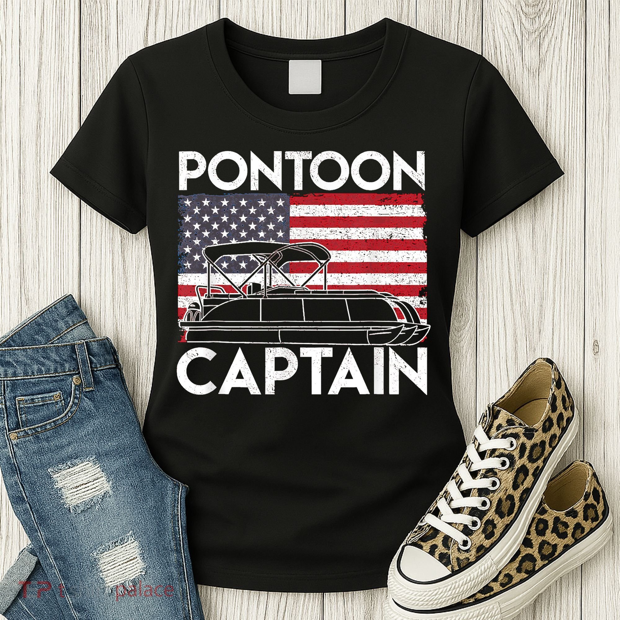 Patriotic Pontoon Captain Us American Flag Funny Boat Owner Women's T-Shirt