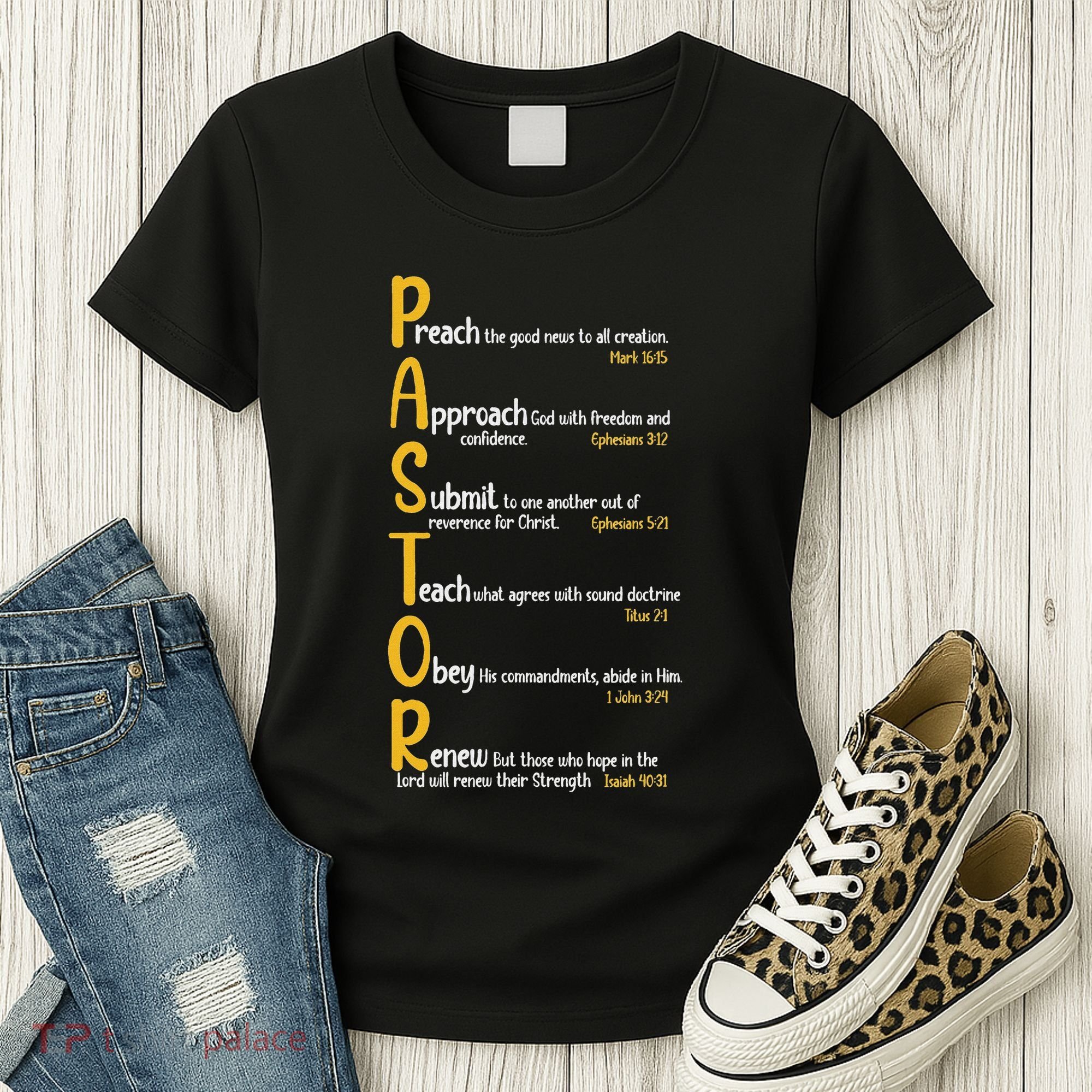 Pastor Preacher Minister Clergy Bible Verse Definition Women's T-Shirt