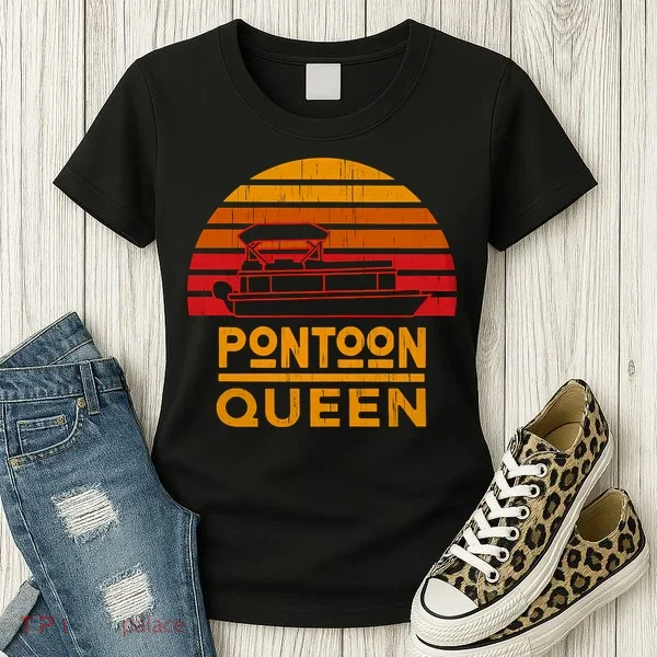 Pontoon Queen Vintage Women's T-Shirt