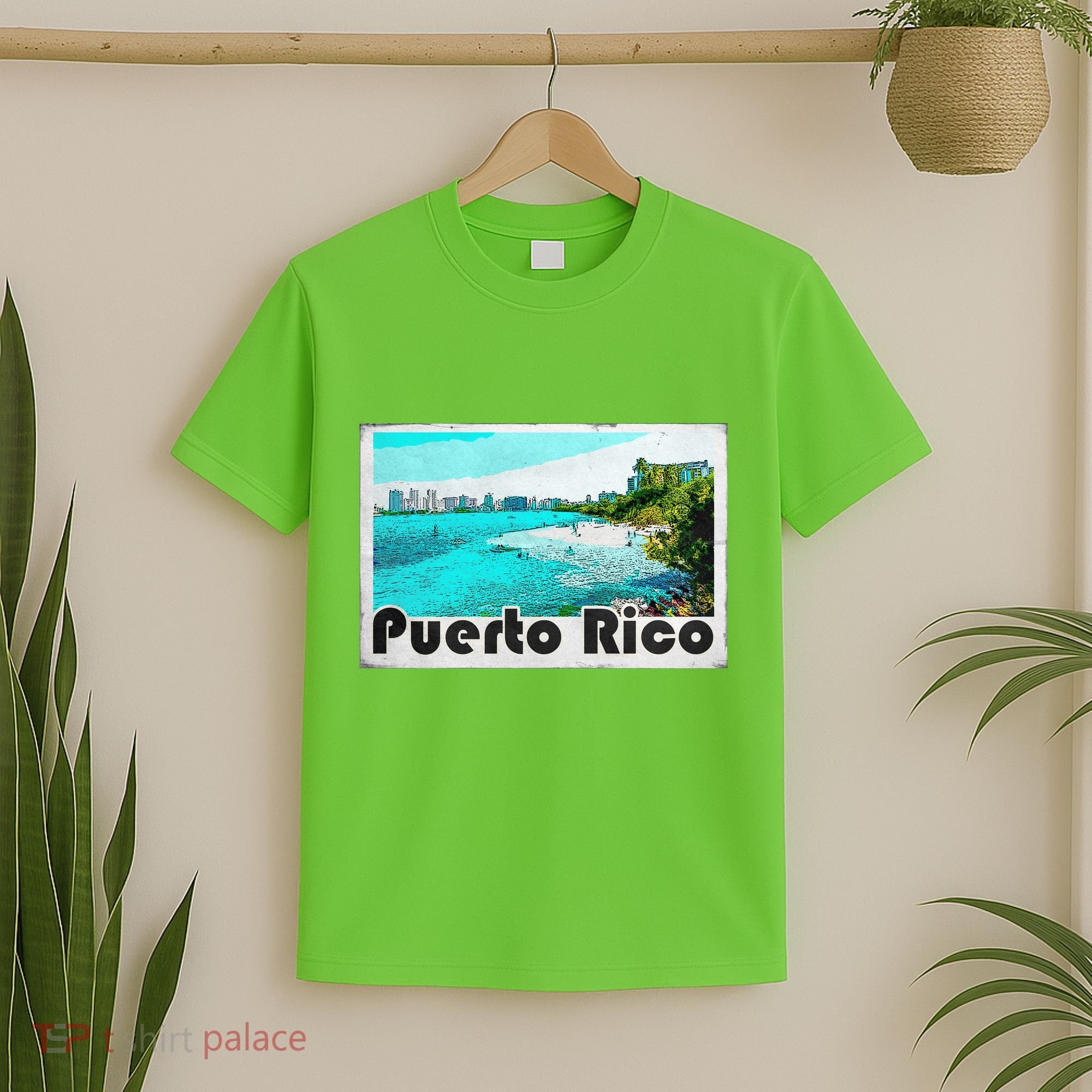 Puerto Rico Caribbean Retro Poster T-Shirt