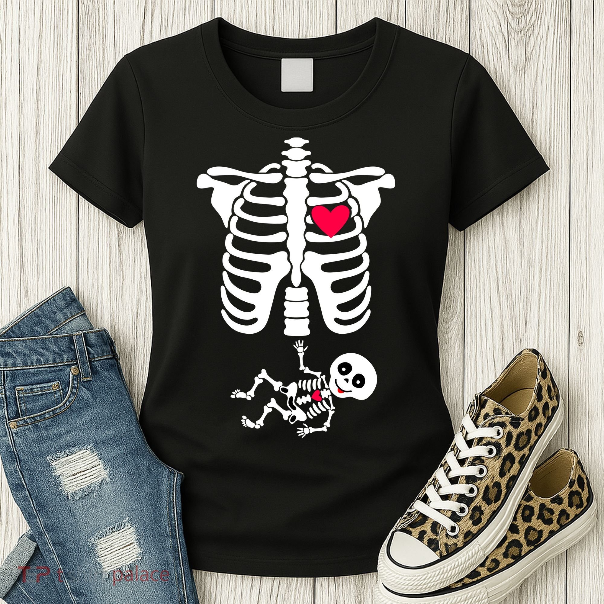 Pregnant Skeleton Ribcage with Baby Costume Women's T-Shirt