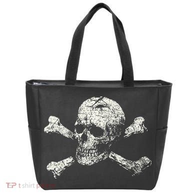Pirate Skull And Crossbones Flag Tote Bag