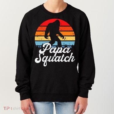 Papa Squatch Dad Bigfoot Sasquatch Plus Size Women's Sweatshirt