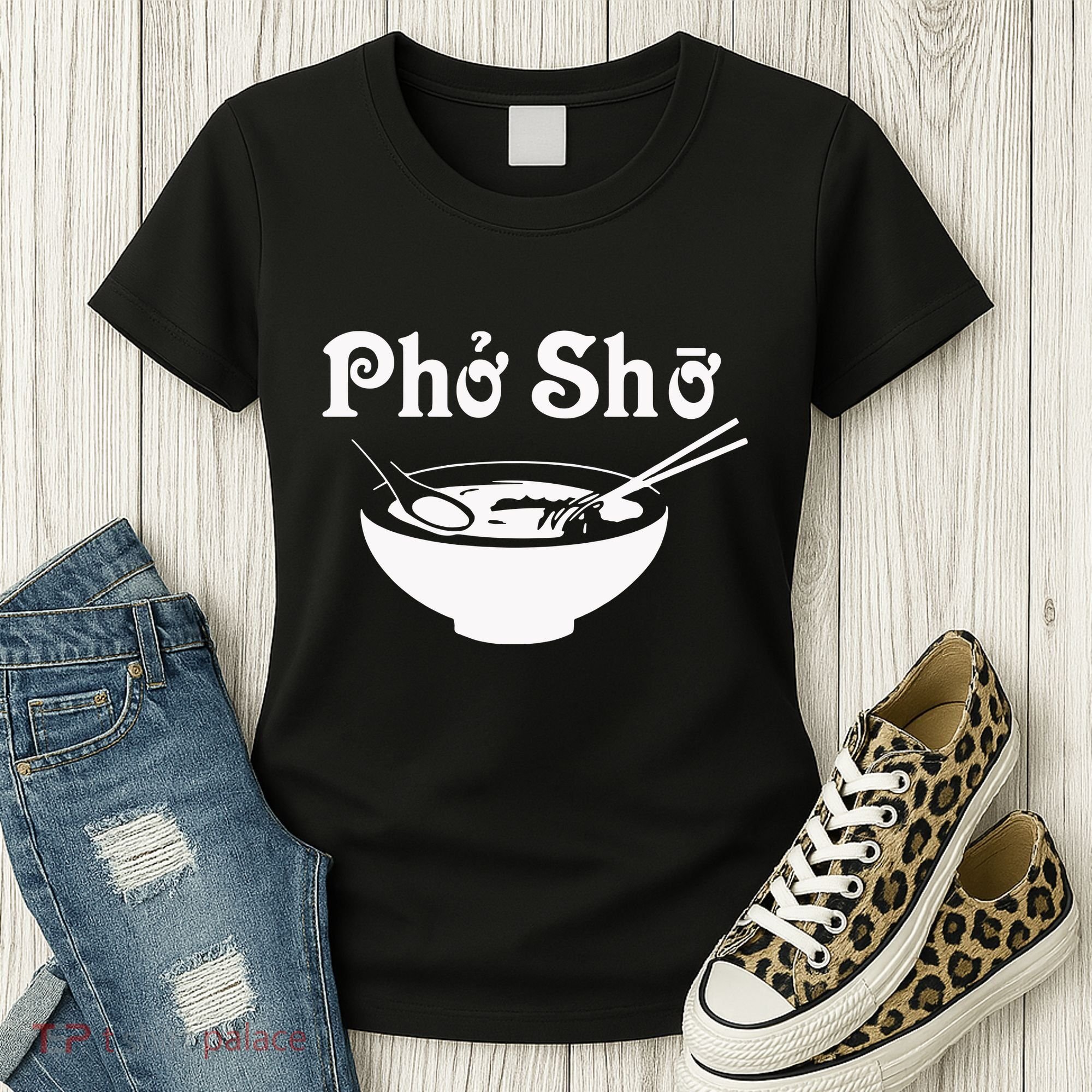Pho Sho Present Foodie Soup Vietnamese Viet Asian Food Bow Women's T-Shirt