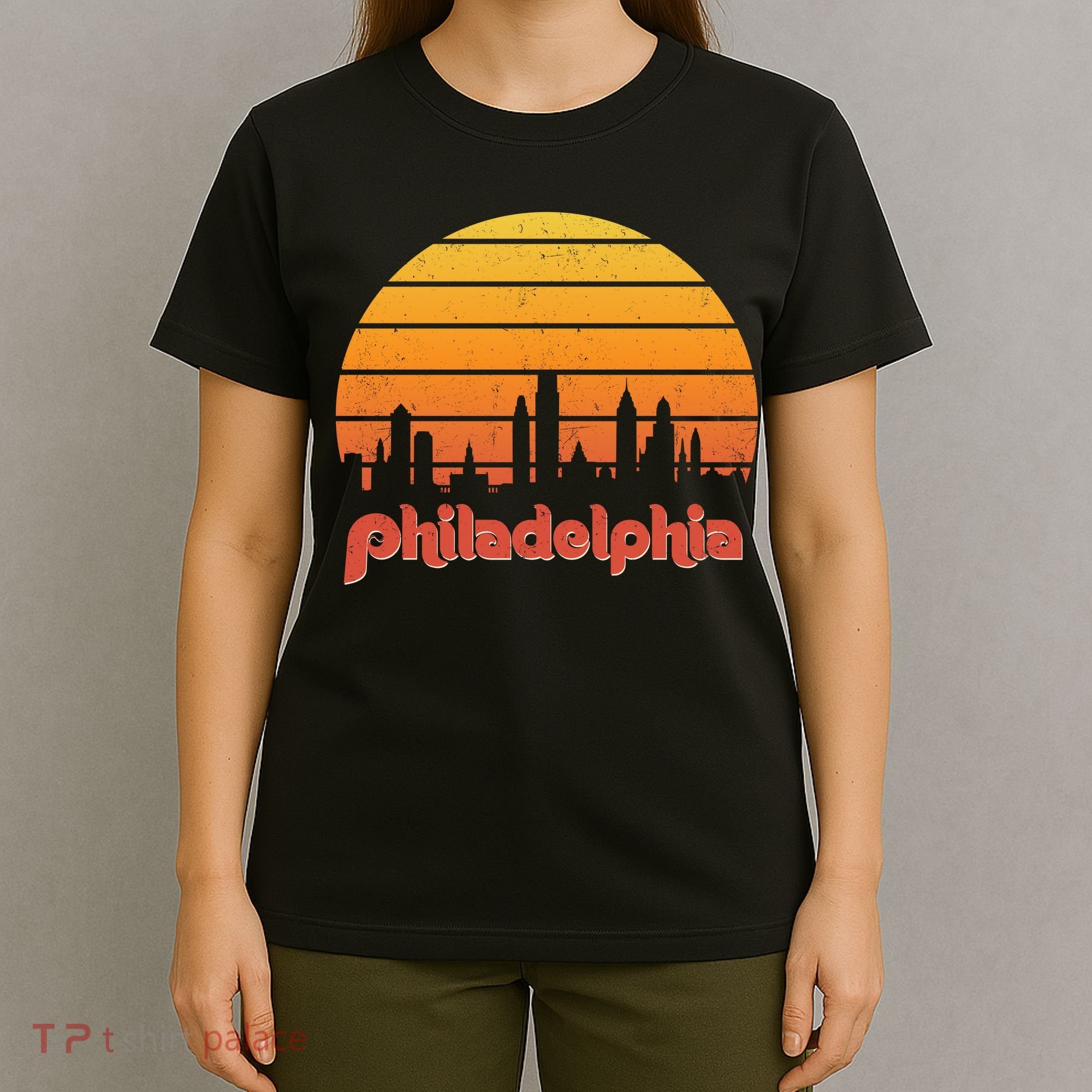 Philadelphia Skyline Retro Sunset Vintage Philly T-Shirt
