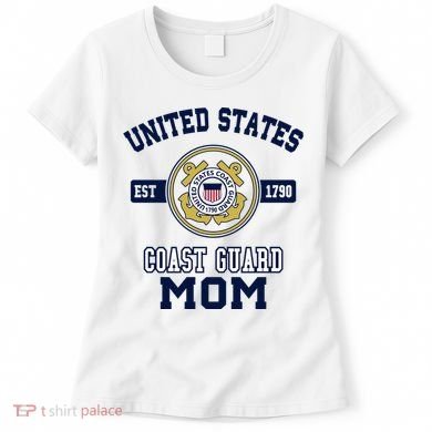 Proud Us Coast Guard Mom Military Pride Gift Women's T-Shirt