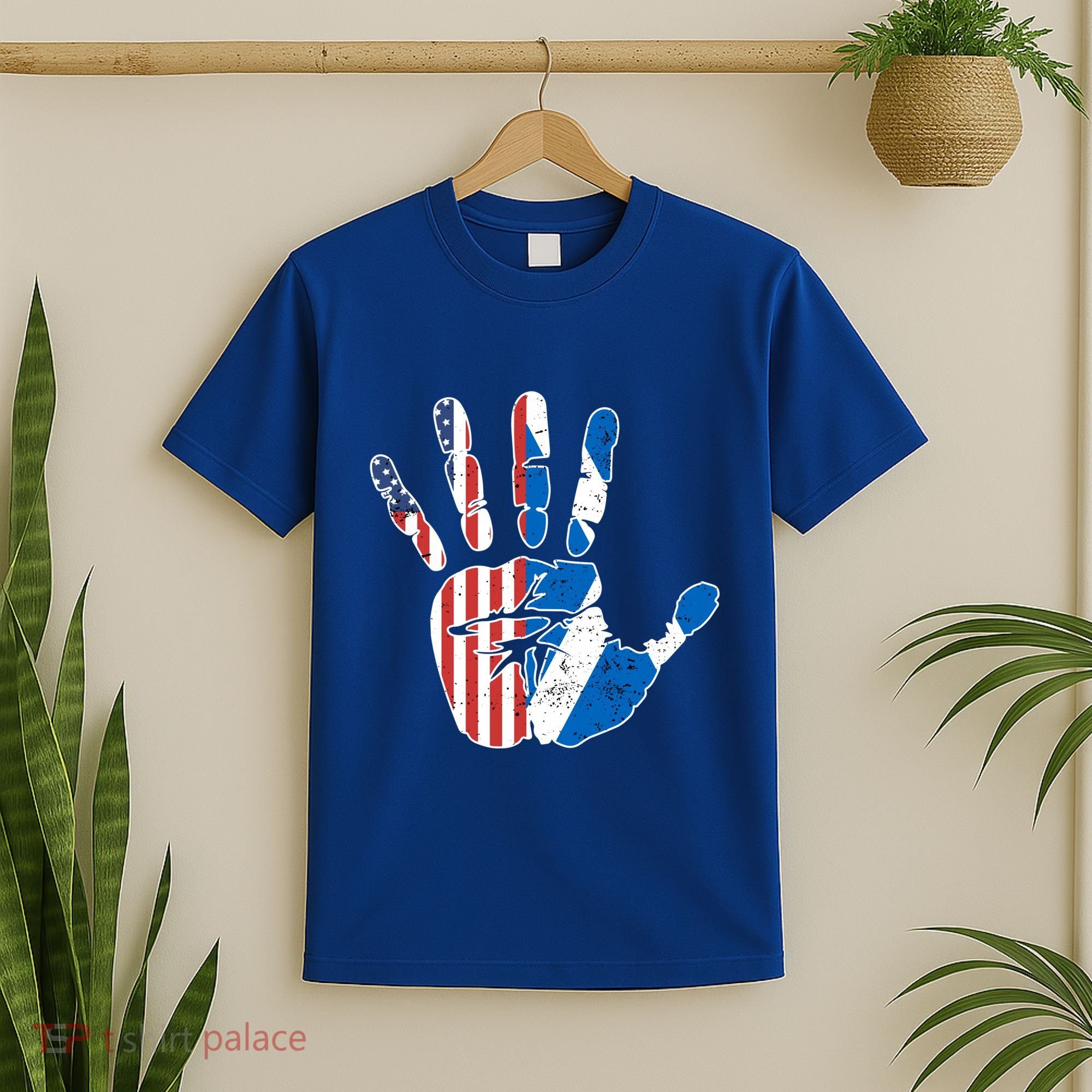 Proud Usa Scotland Handprint Flag American Scottish Heritage Great Gift T-Shirt