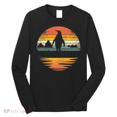 Penguin Vintage Retro Sunset Penguin Lover Long Sleeve Shirt