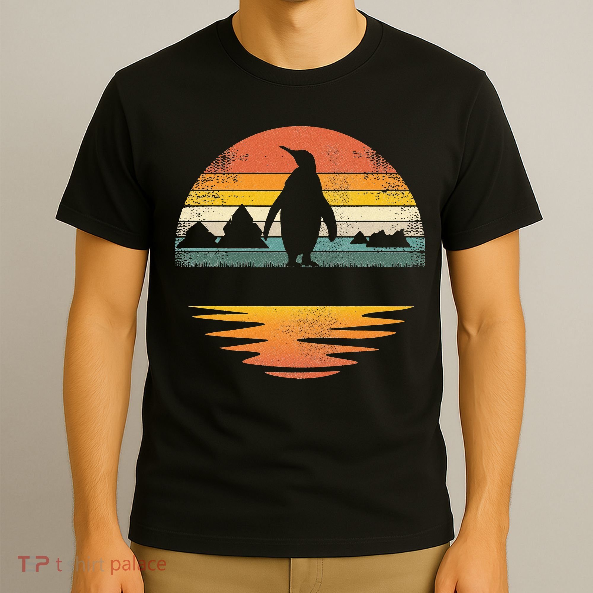 Penguin Vintage Retro Sunset Penguin Lover T-Shirt