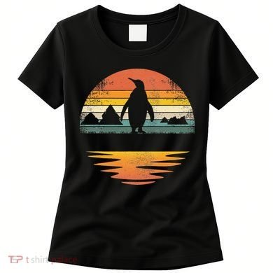 Penguin Vintage Retro Sunset Penguin Lover Women's T-Shirt