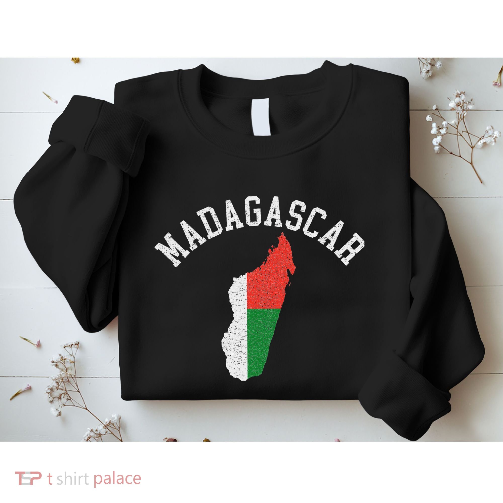 Patriotic Women Madagascar Flag Map Distressed Sweatshirt