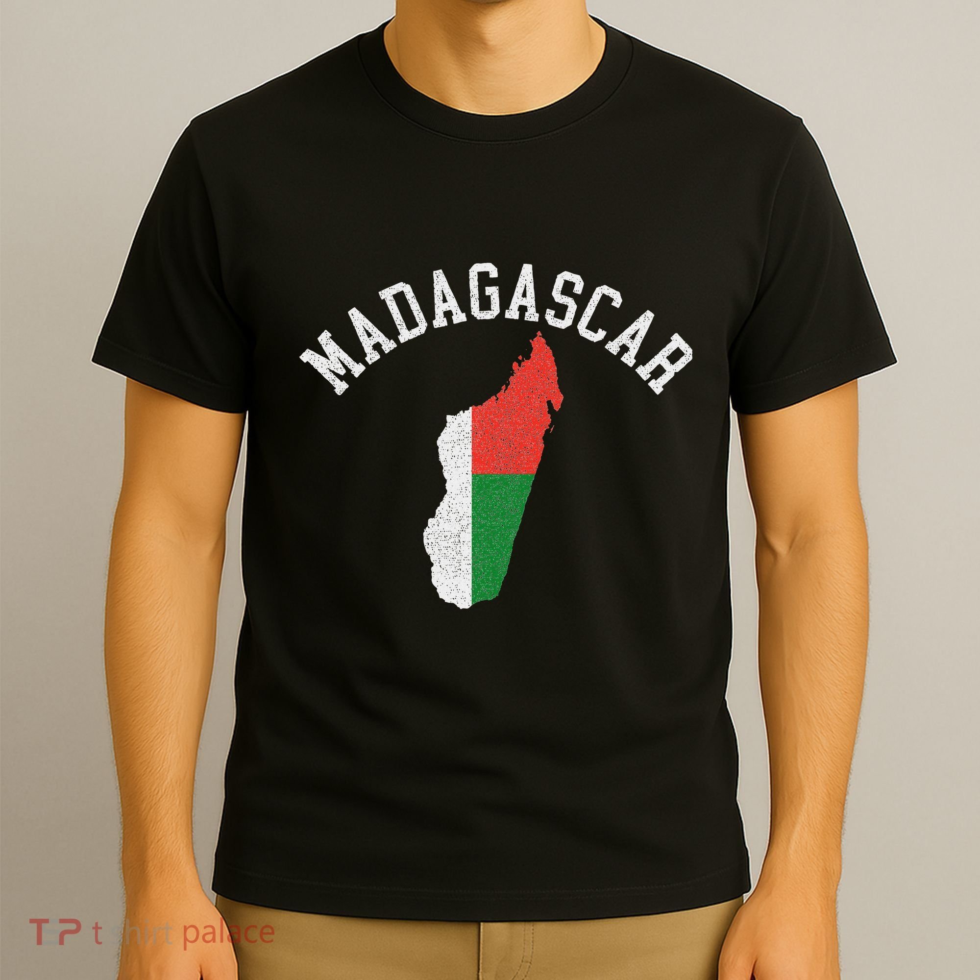 Patriotic Women Madagascar Flag Map Distressed T-Shirt
