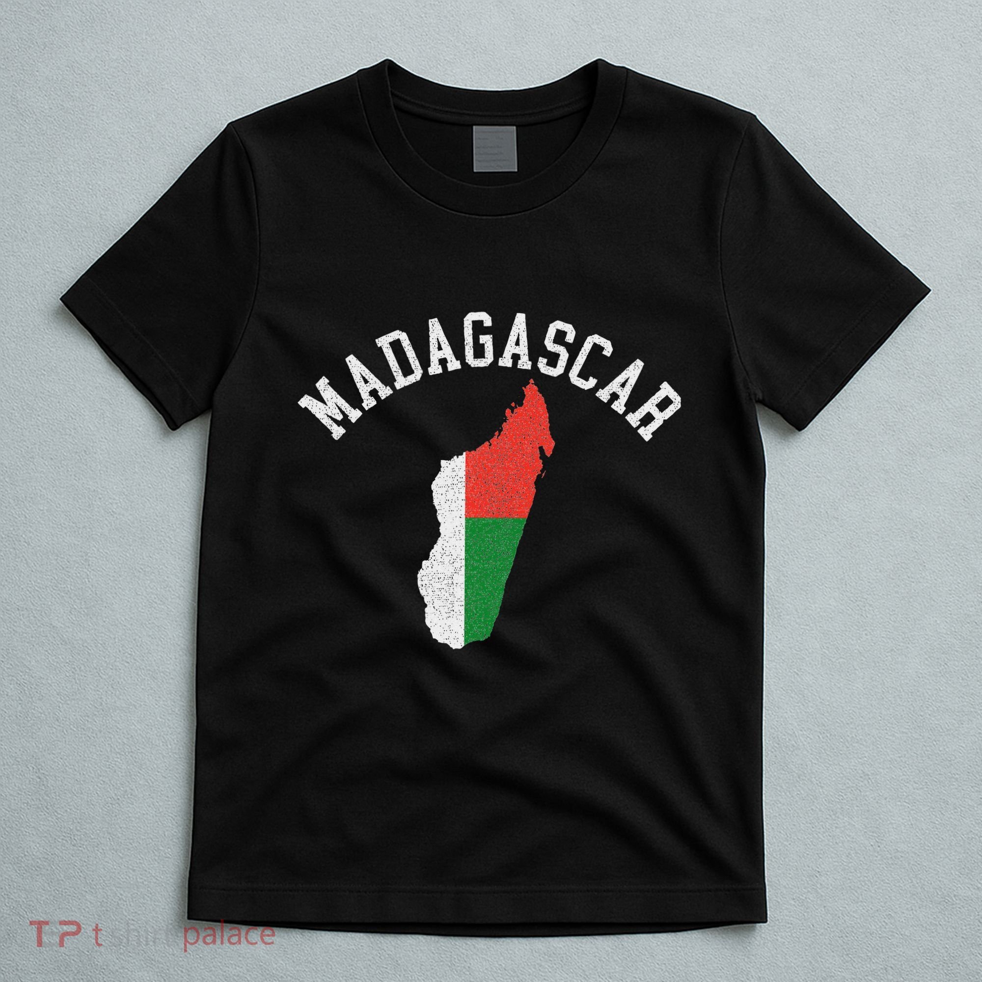 Patriotic Women Madagascar Flag Map Distressed T-Shirt
