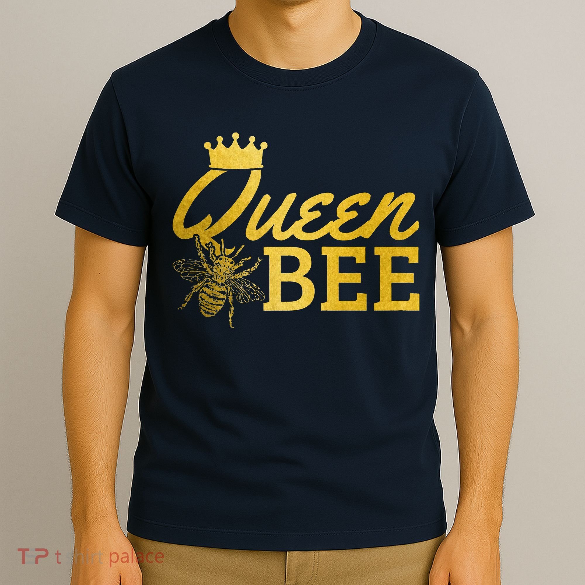 Queen Bee Beekeeper Beekeeping Vintage Funny Cute Girls Bee T-Shirt
