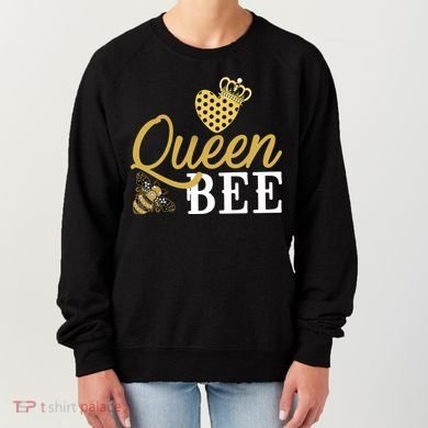 Queen Bee Crown Gift Beekeeper Valentine's Day Funny Gift Women's Sweatshirt