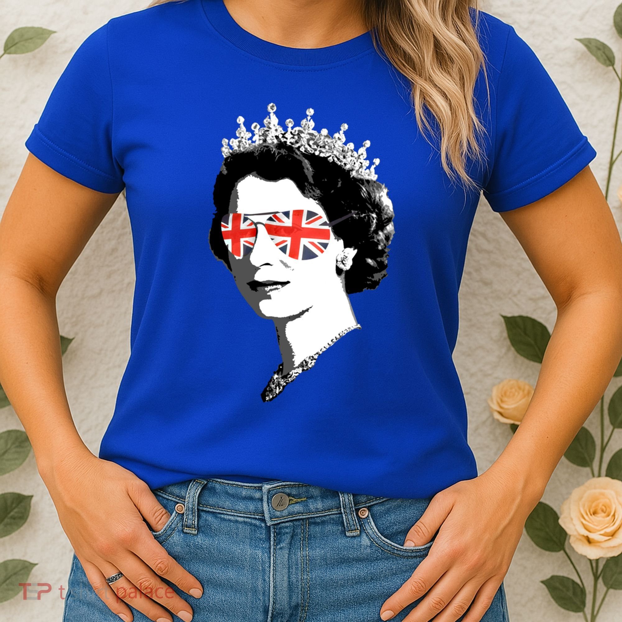 Queen Elizabeth Ii Sunglasses British Crown Union Jack Meme Gift Women's T-Shirt