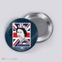 Queen Elizabeth II England Stamp Button thumb 0