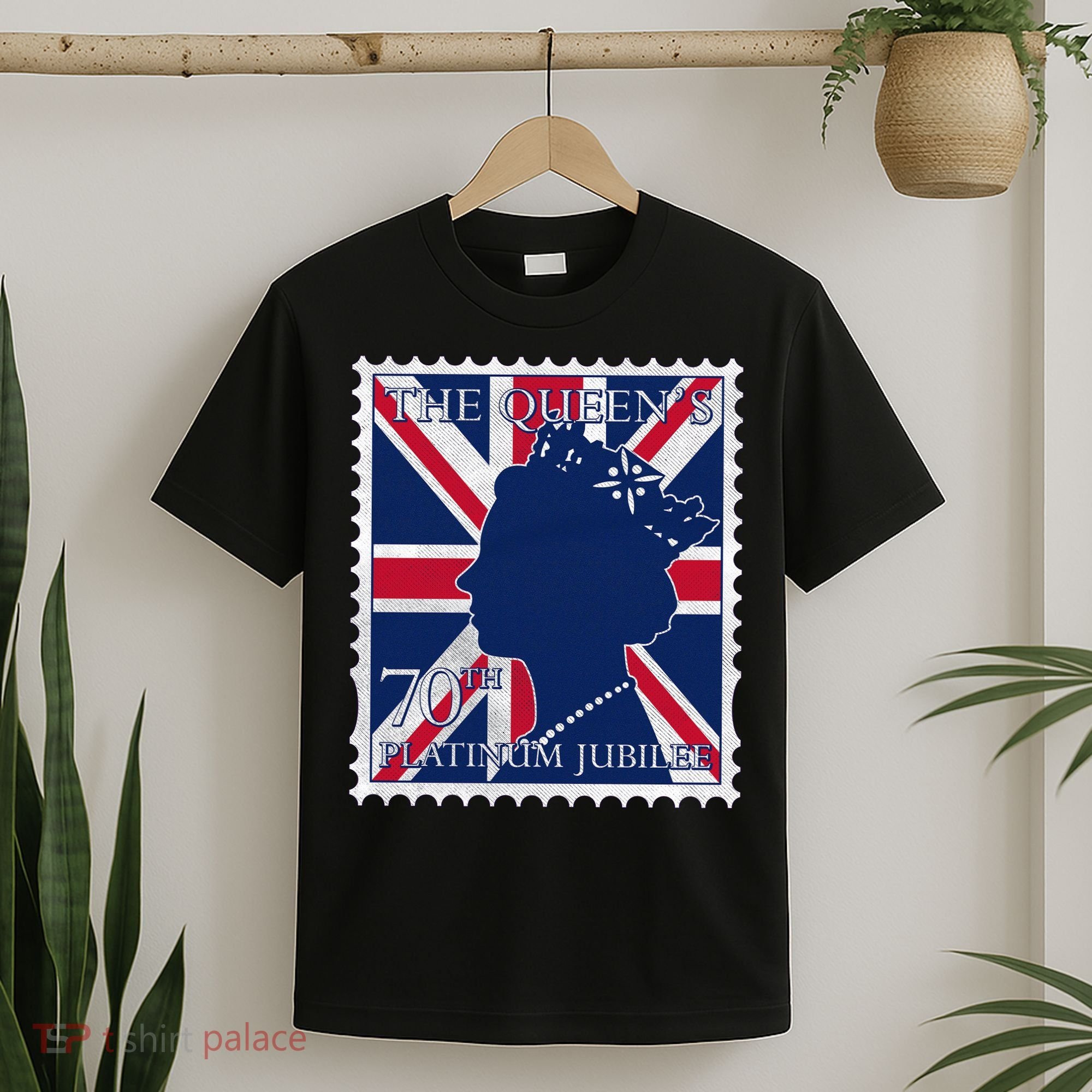 Queen Elizabeth Platinum Jubilee Celebration Queens 70th Anniversary Union Jack T-Shirt