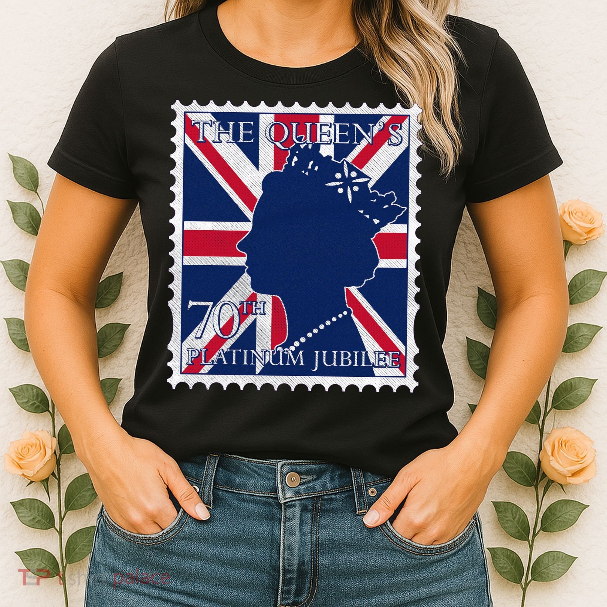 Queen Elizabeth Platinum Jubilee Celebration Queens 70th Anniversary Union Jack Women's T-Shirt