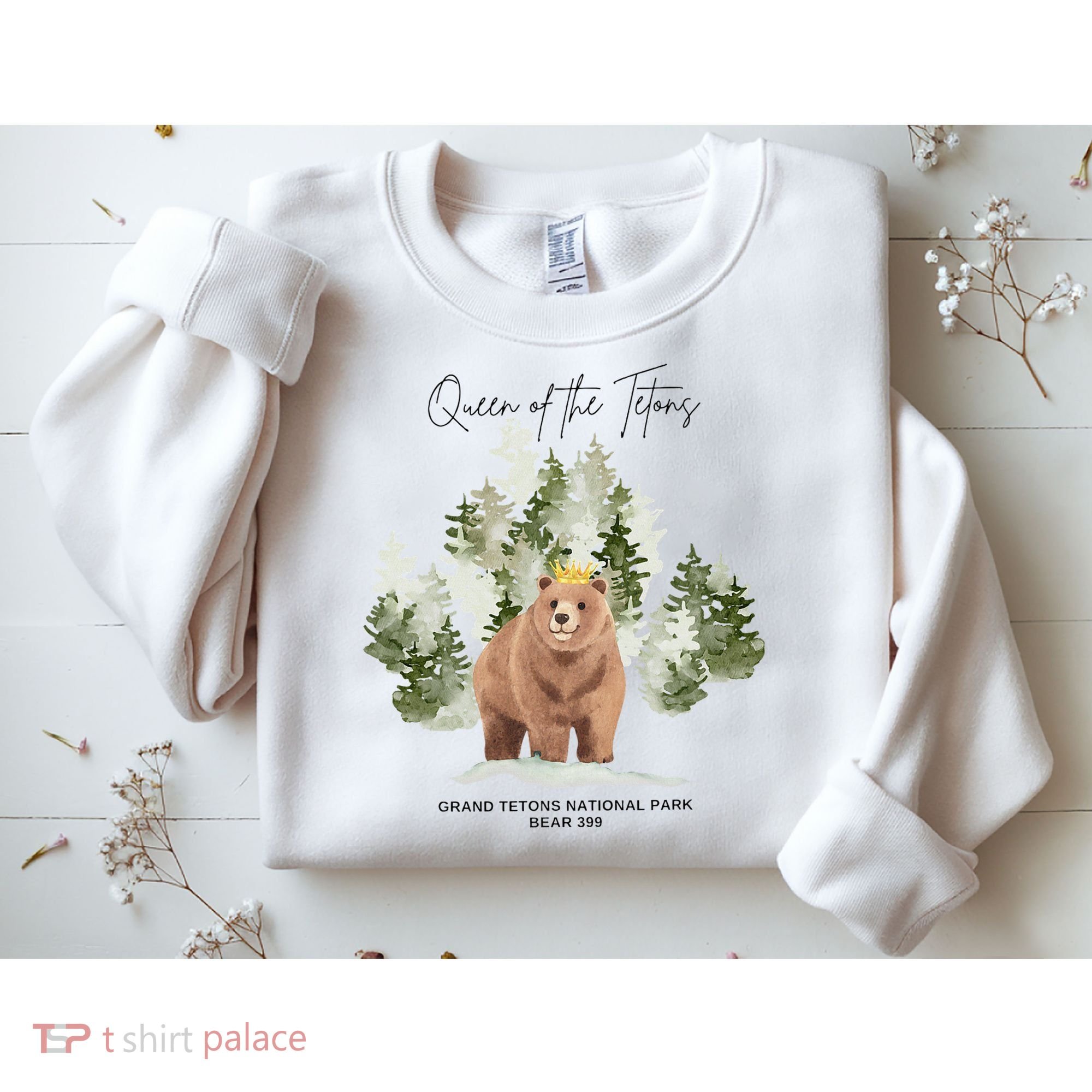 Queen Of The Tetons Grizzly Bear 399 Gtnp Sweatshirt