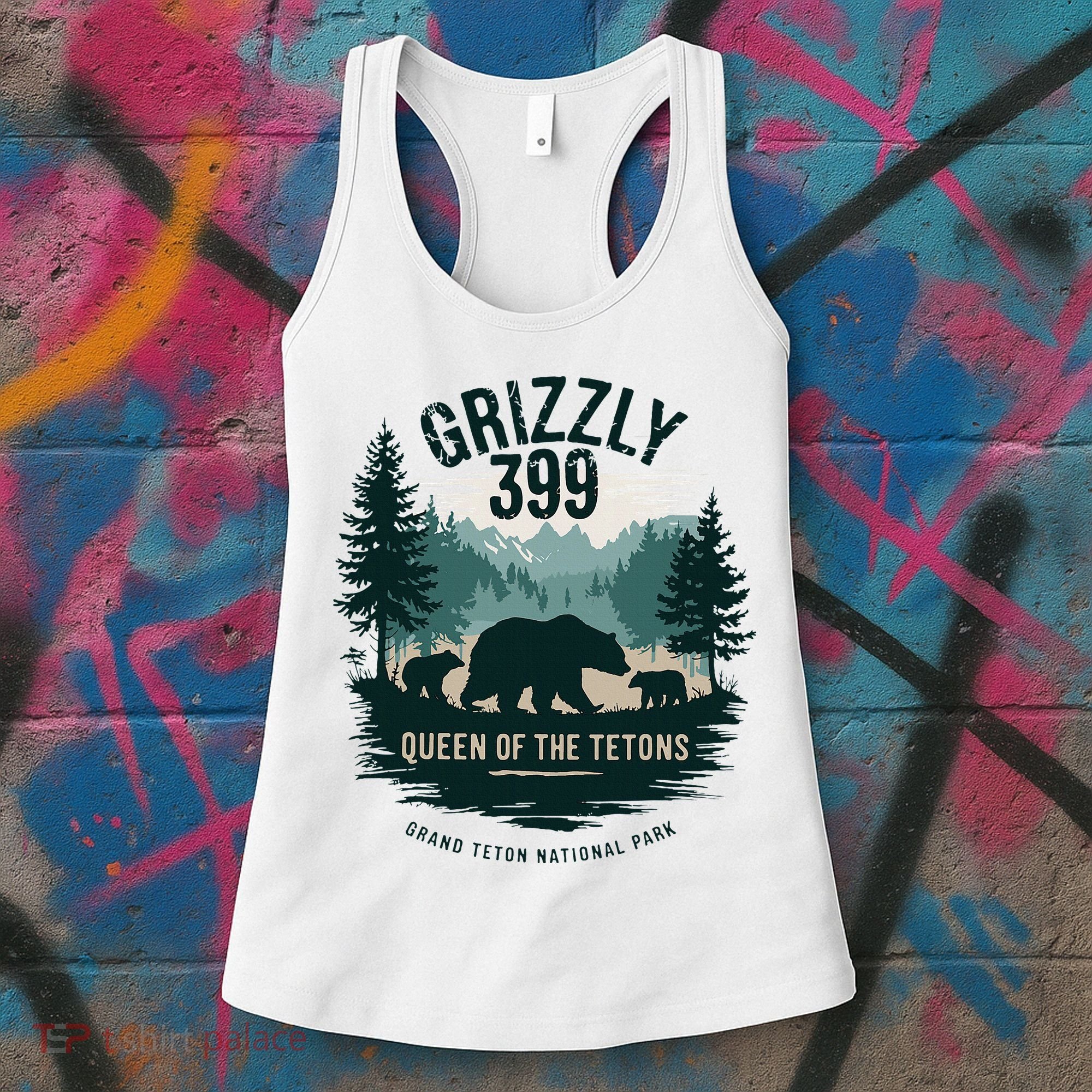 Queen Of The Tetons Grizzly 399 Bear Lovers National Park Women's Tank Top