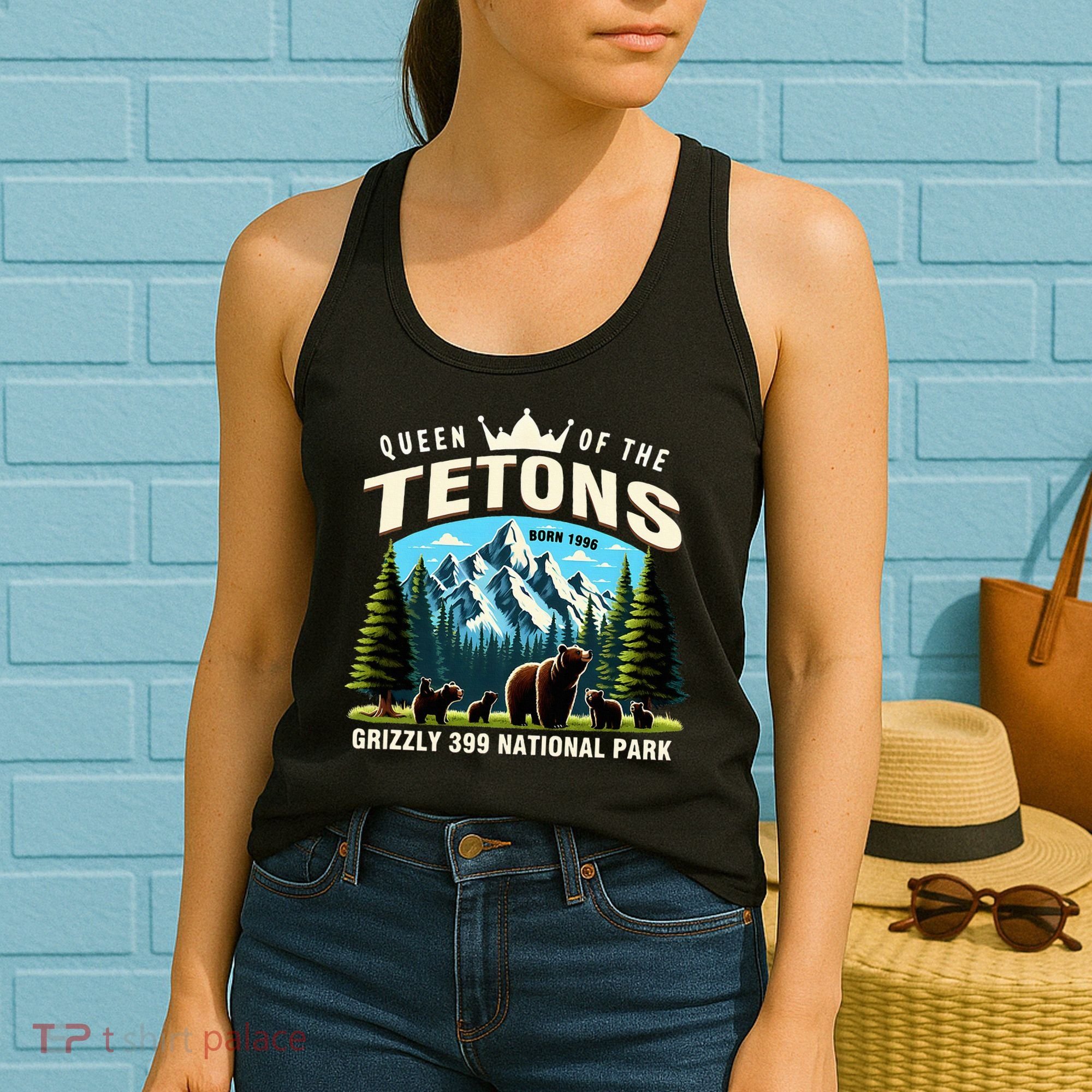 Queen Of The Tetons Grizzly 399 National Park Bear Lover Women's Tank Top