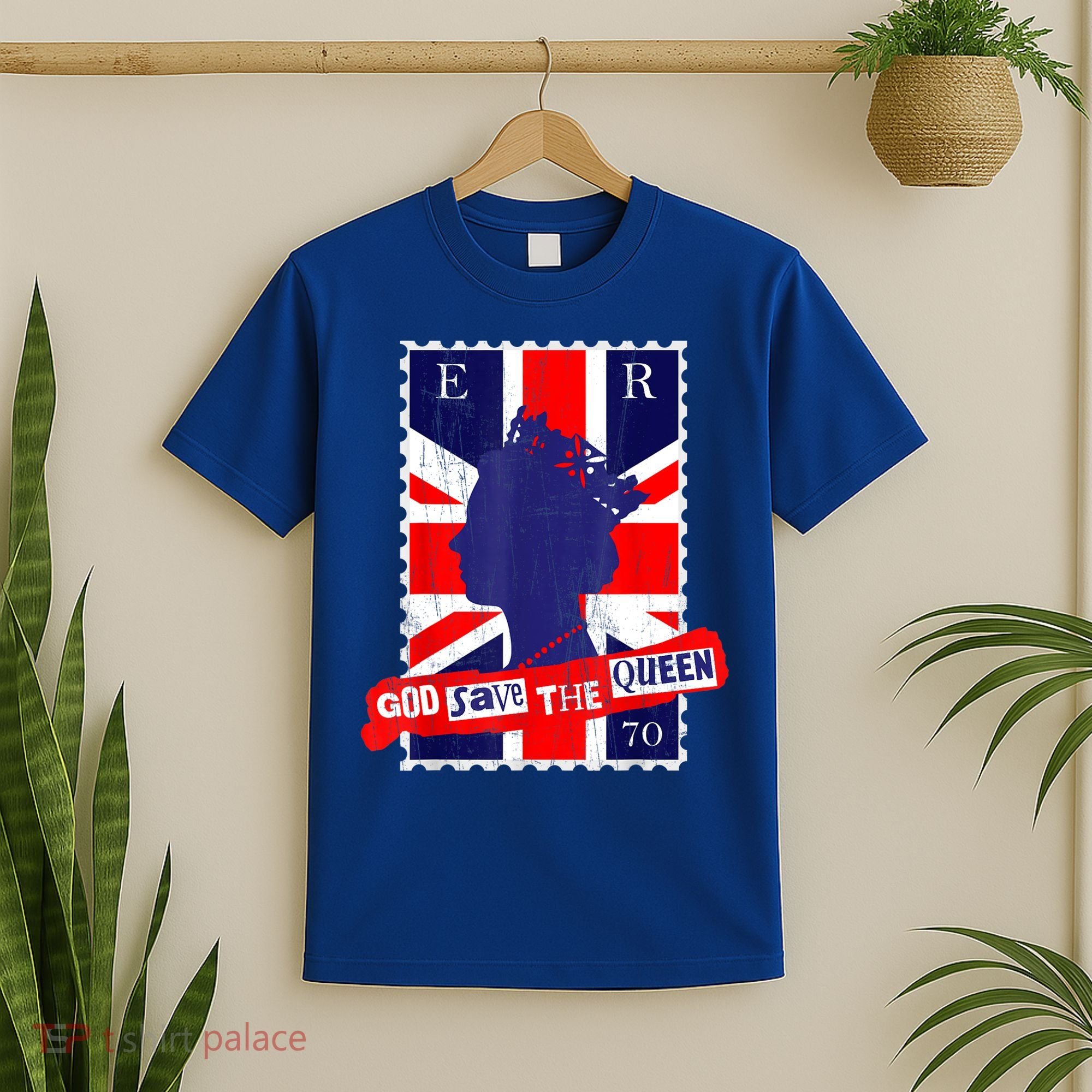 QUEEN'S PLATINUM JUBILEE GOD SAVE THE QUEEN T-Shirt