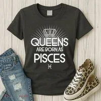 Queens Are Born As Pisces Women's T-Shirt thumb 3