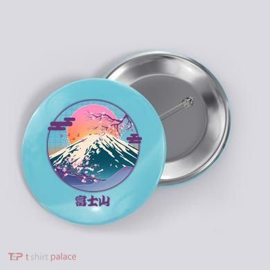 Retro 1980s Japanese Mount Fuji Button