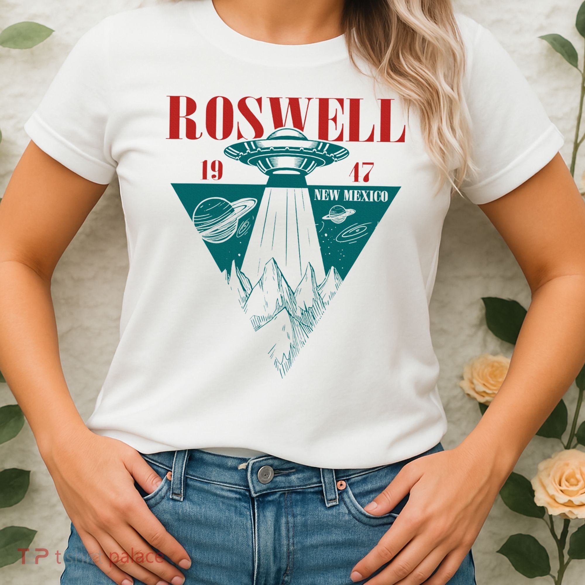 Roswell 1947 New Mexico Ufo Aliens Spaceship Women's T-Shirt