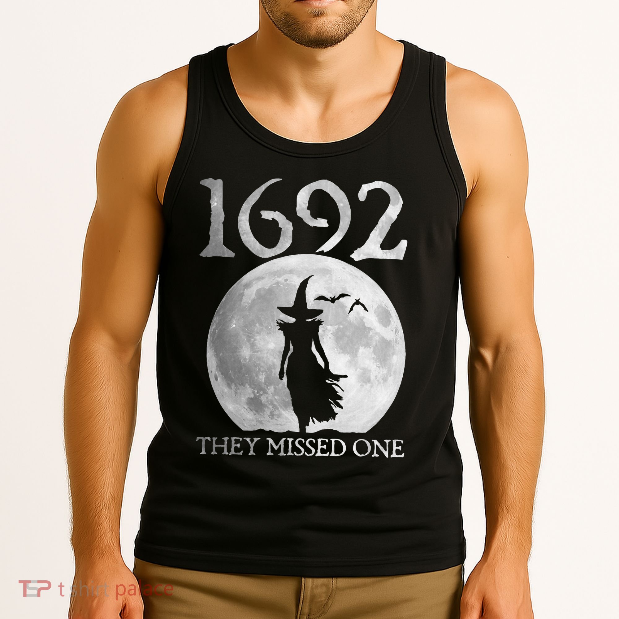 Retro 1692 They Missed One Witch Salem 1692 Halloween Witch Tank Top