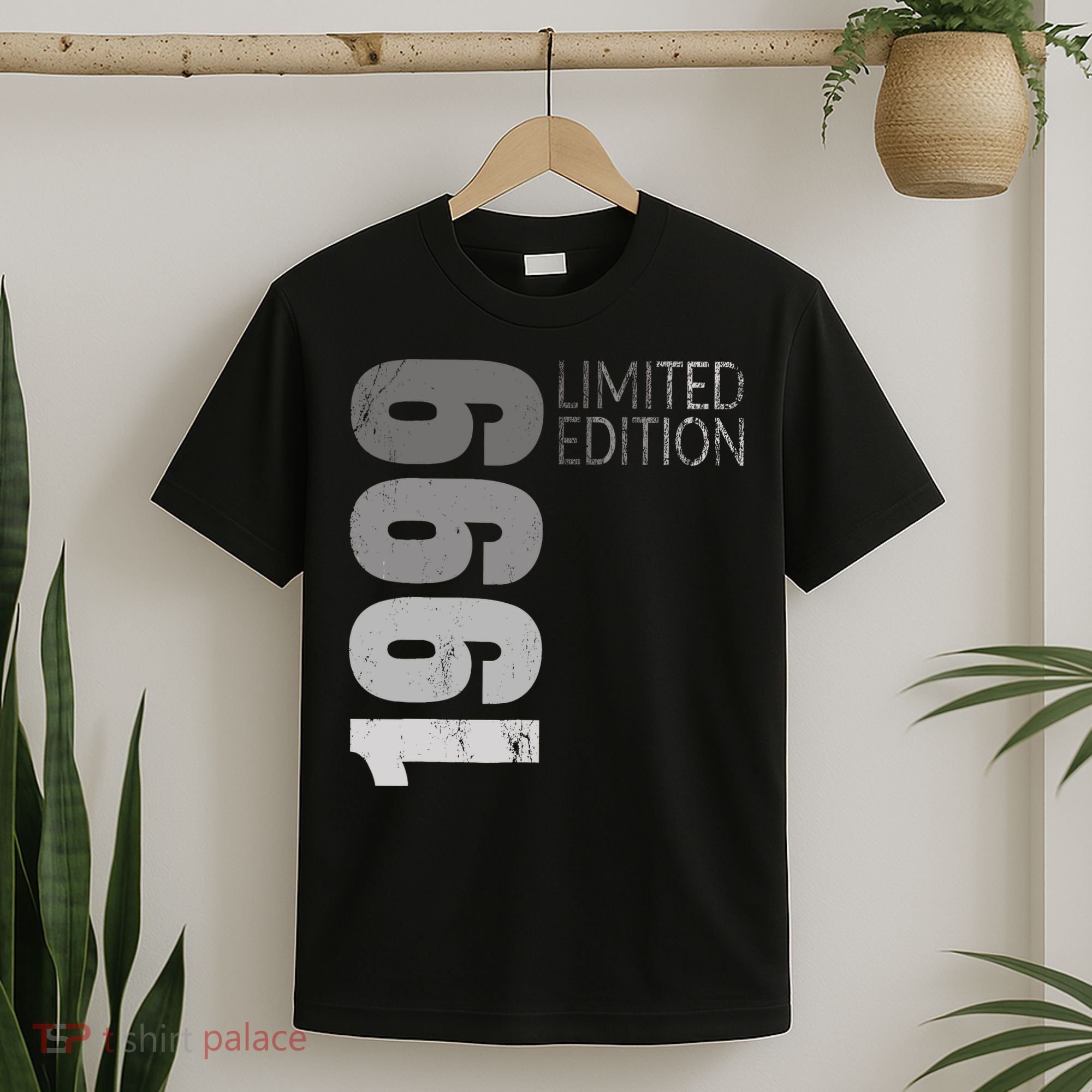 Retro 25 Years Old Gift 25 Birthday Gift For Wo T-Shirt
