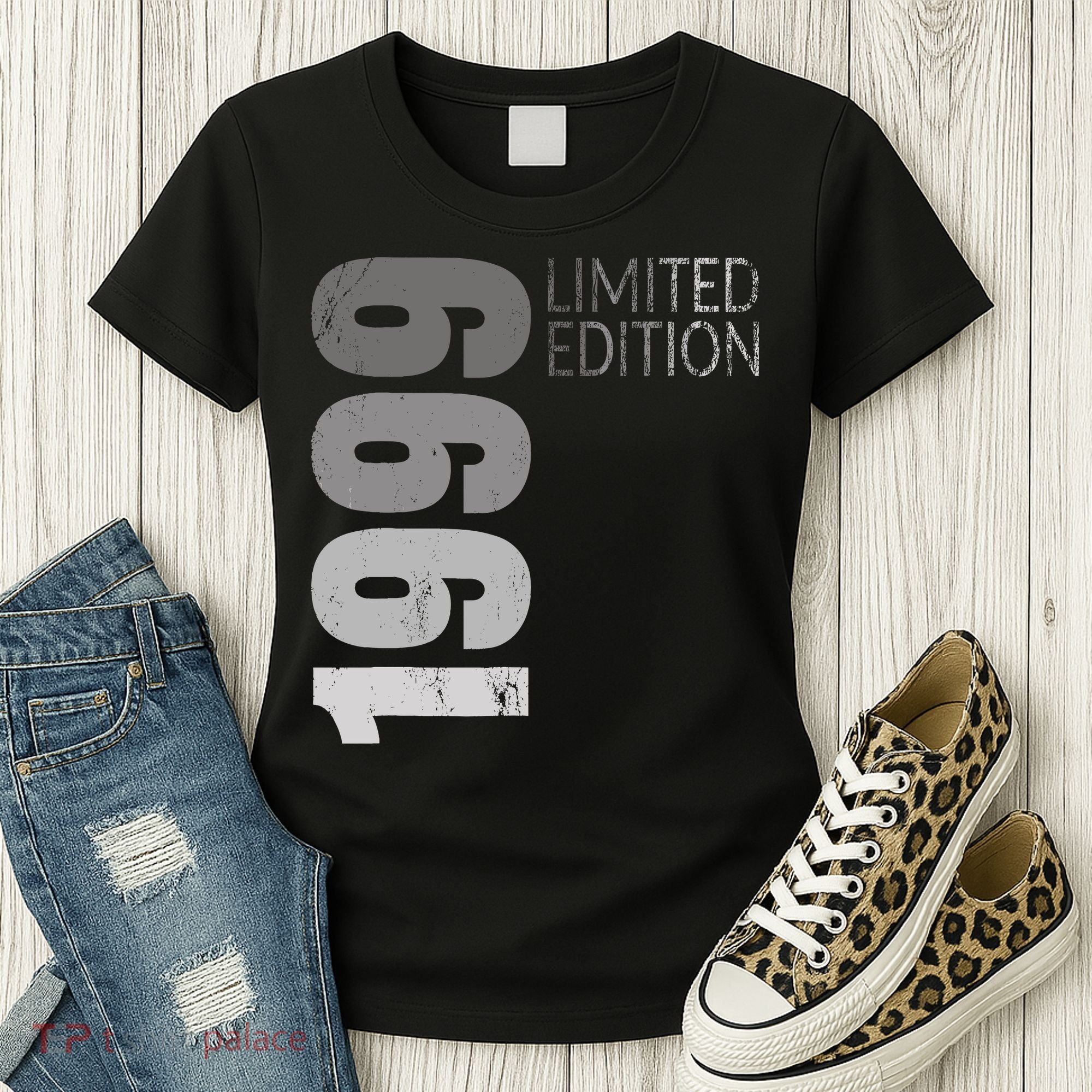 Retro 25 Years Old Gift 25 Birthday Gift For Wo Women's T-Shirt