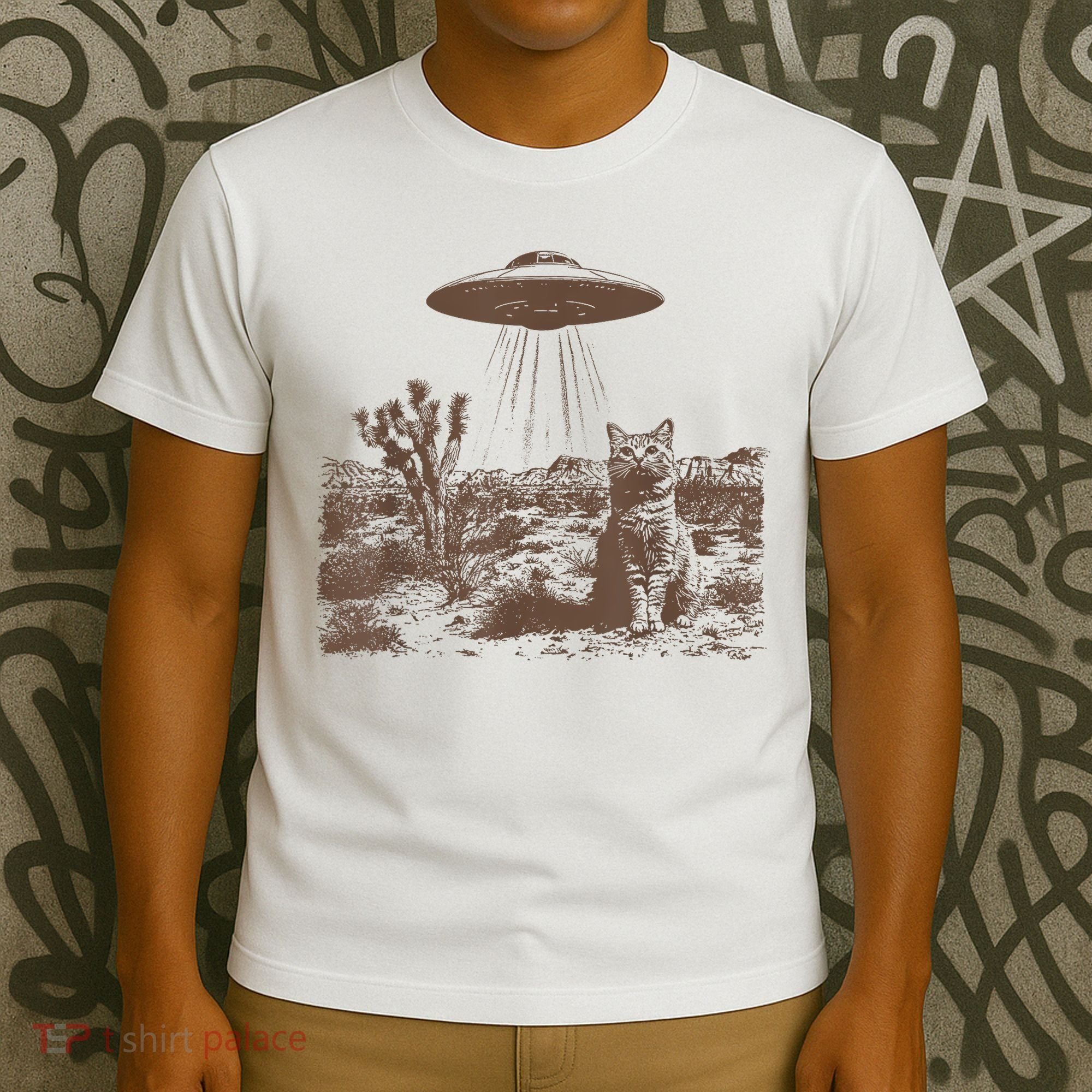 Retro 90s Western Vintage Ufo Cowboy Cat Wild West Kitten T-Shirt