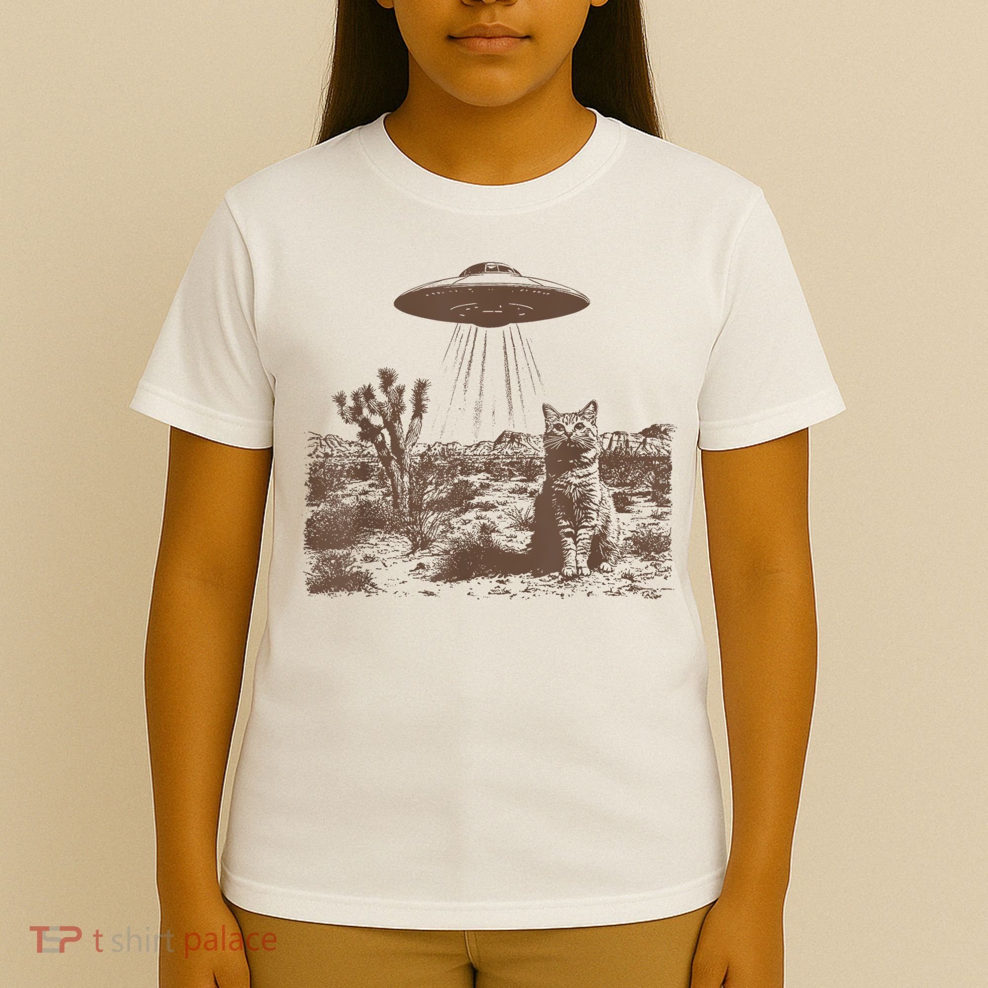Retro 90s Western Vintage Ufo Cowboy Cat Wild West Kitten T-Shirt