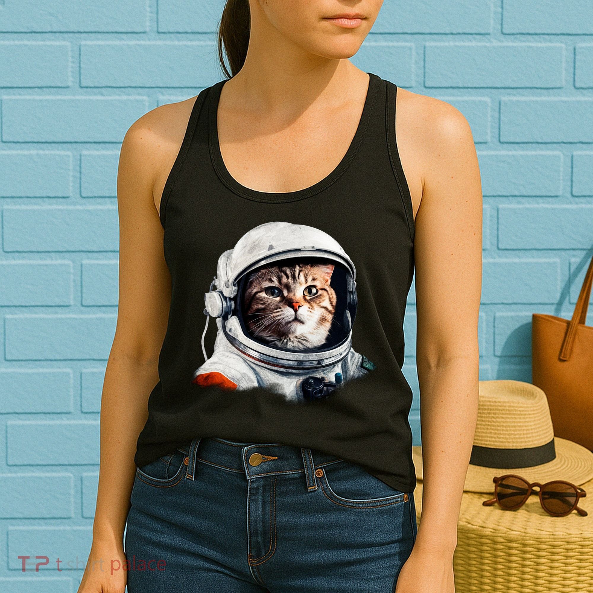 Realistic Astronaut Cat Women's Tank Top