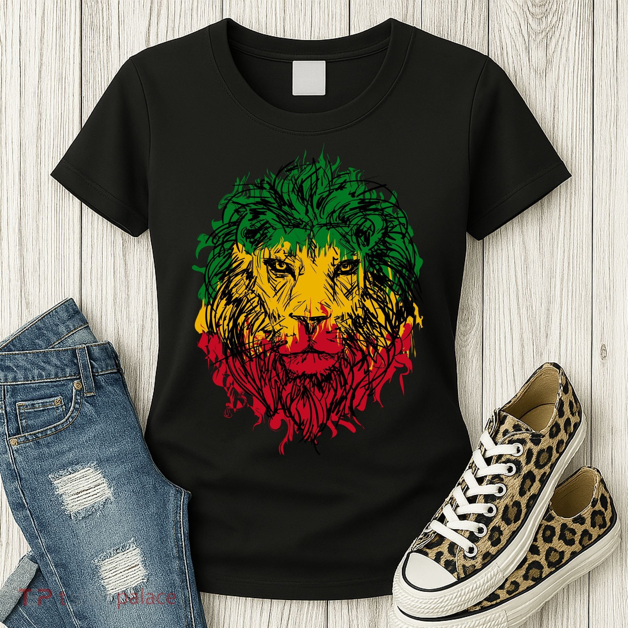 Rasta theme with lion head Women's T-Shirt