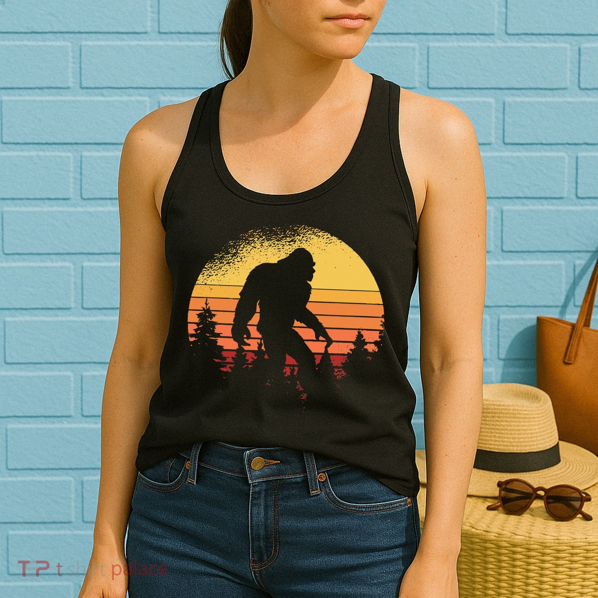 Retro Bigfoot Believer Silhouette Sasquatch Hide And Seek Women's Tank Top