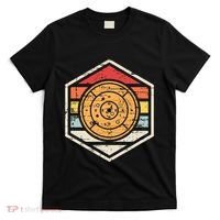 Retro Badge Crokinole Board T-Shirt thumb 0