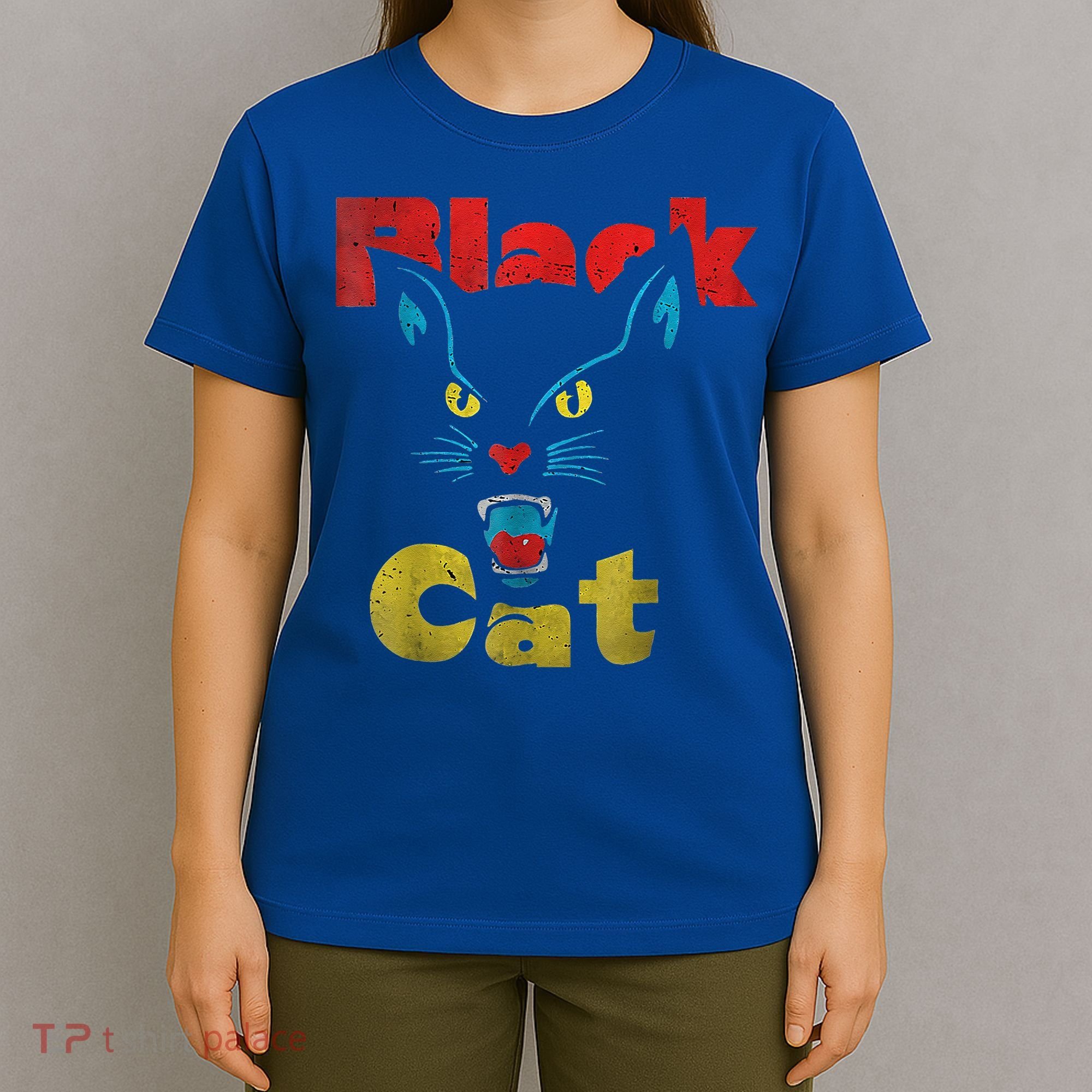 Retro Black Cat Retro Fireworks Vintage Halloween T-Shirt