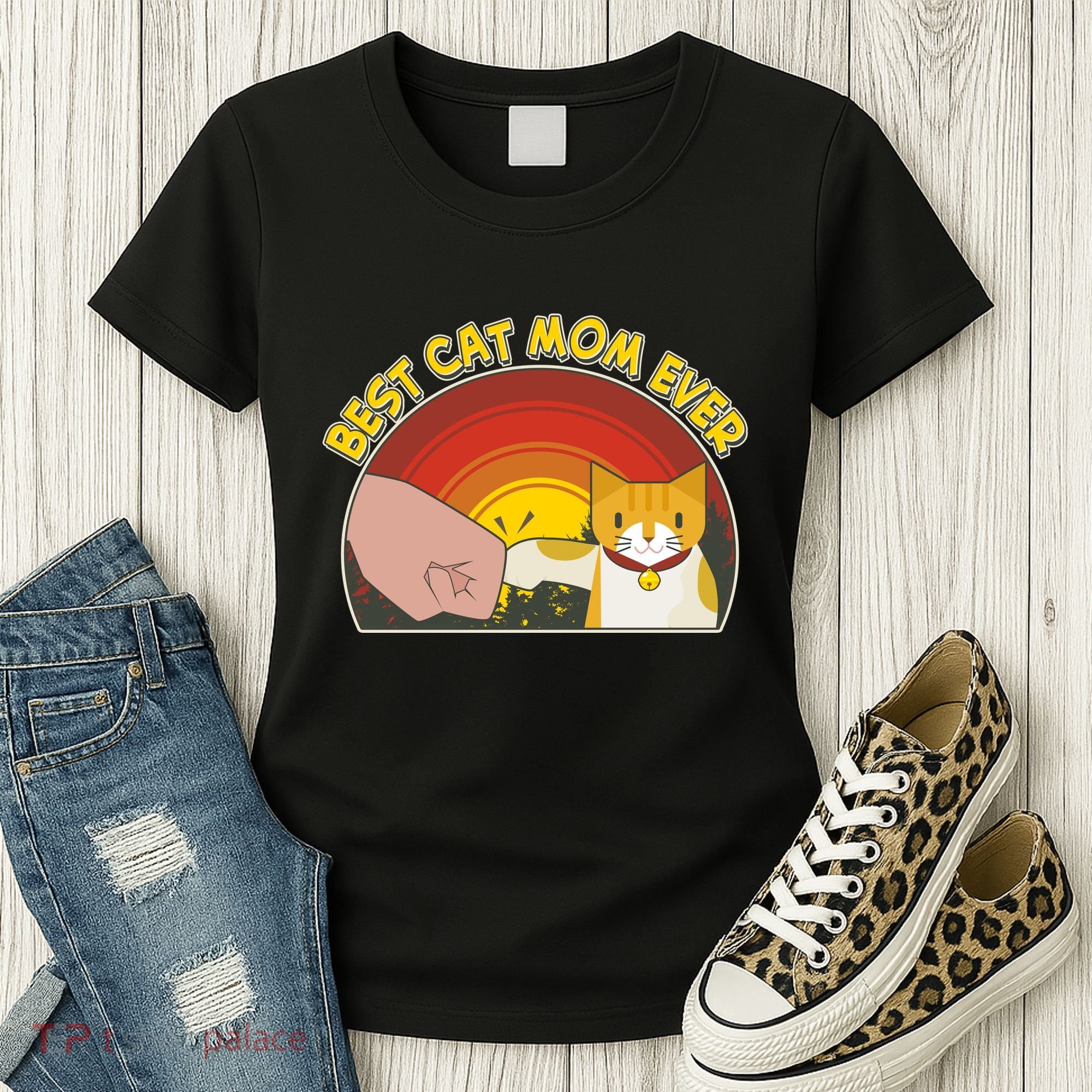 Retro Best Cat Mom Ever Women's T-Shirt