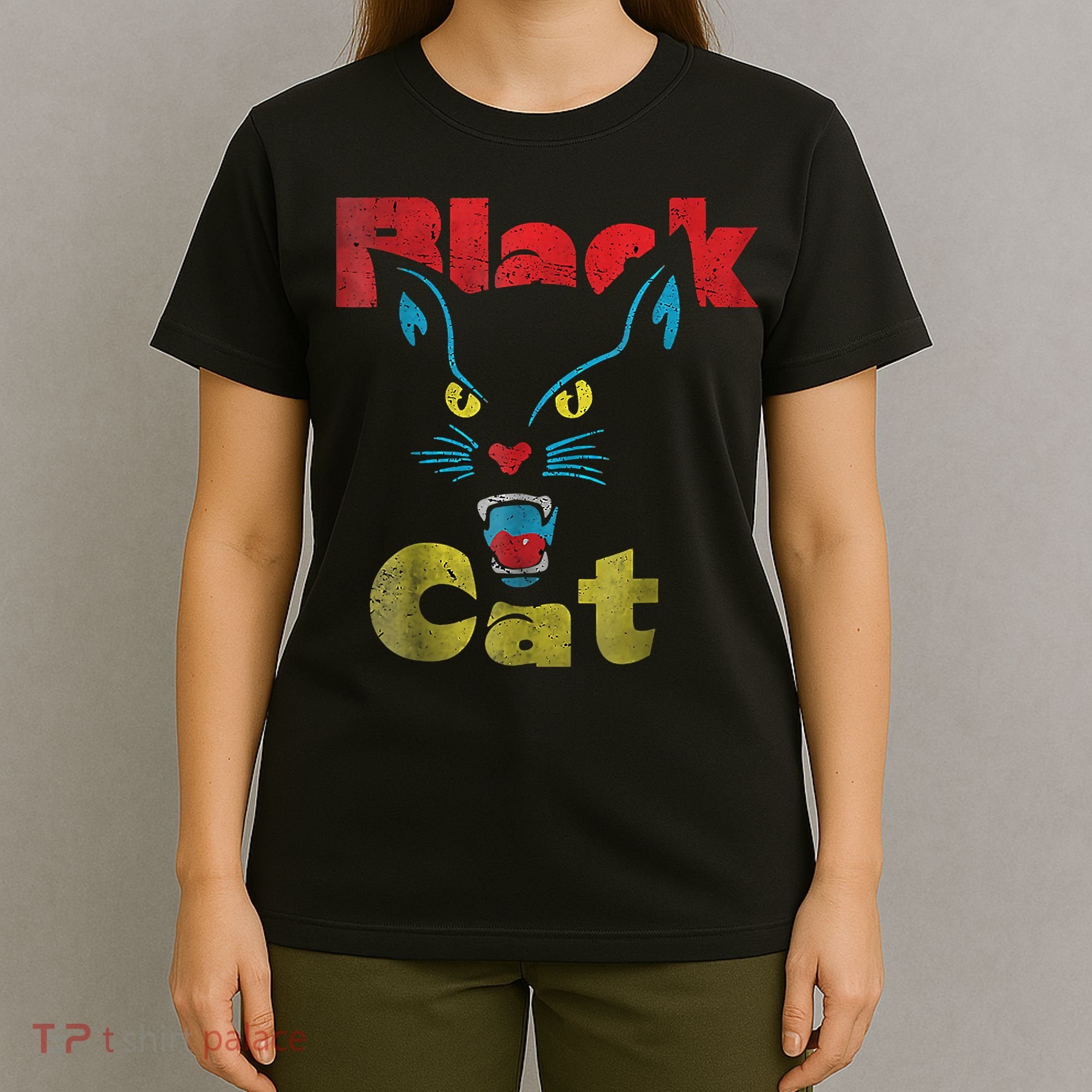Retro Black Cat Retro Fireworks Vintage Halloween 70s T-Shirt