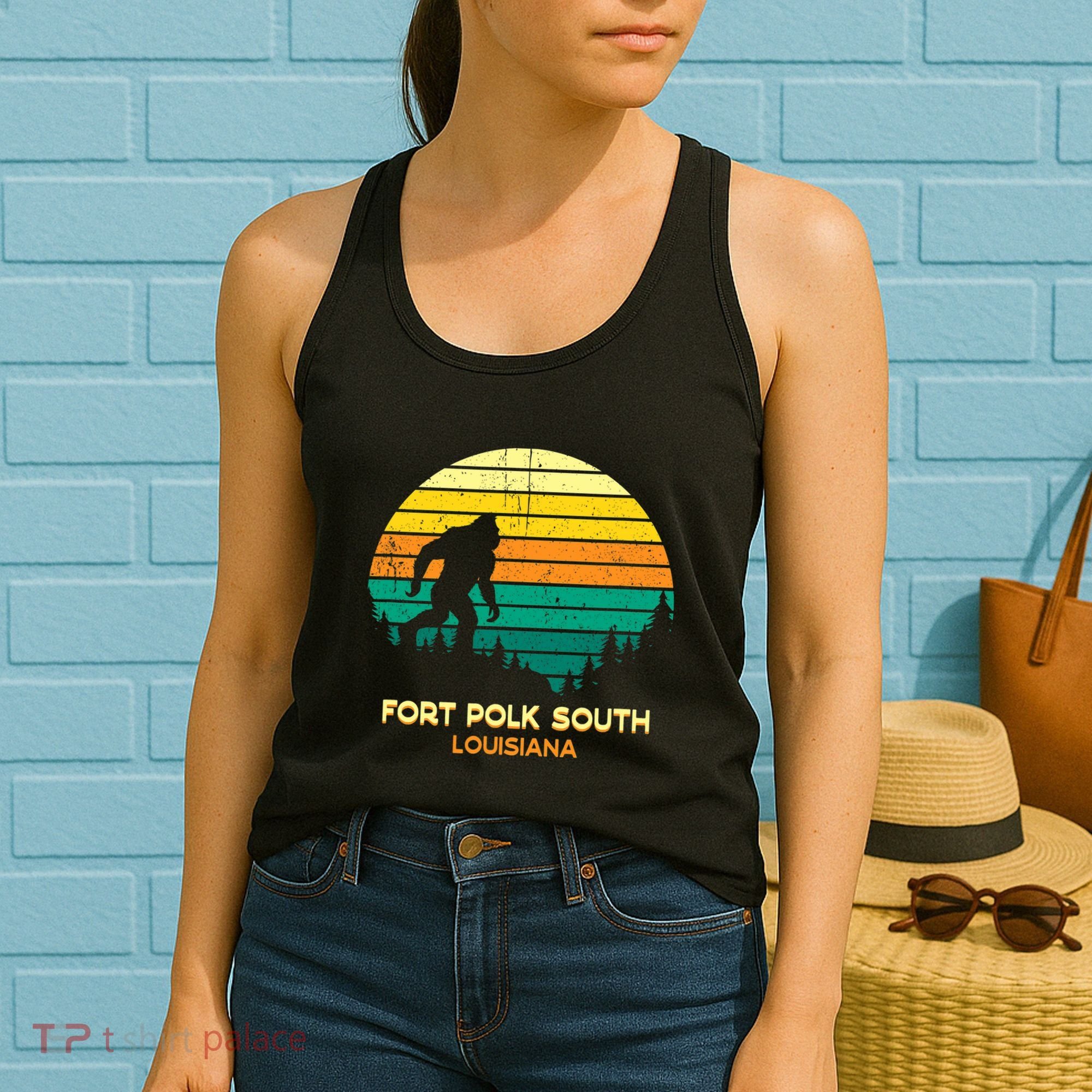 Retro Bayou Fort Polk South Louisiana Bigfoot Souvenir Women's Tank Top