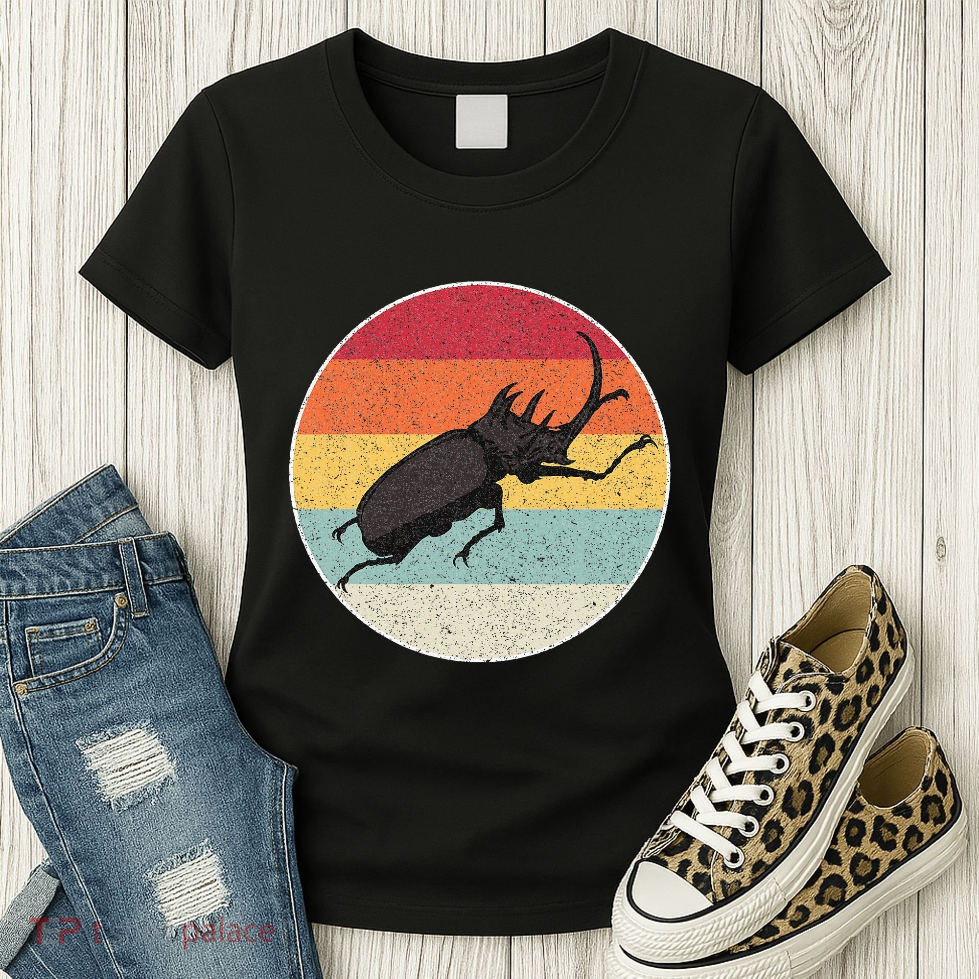 Rhinoceros Beetle Fighting Beetle Kabutomushi Women's T-Shirt
