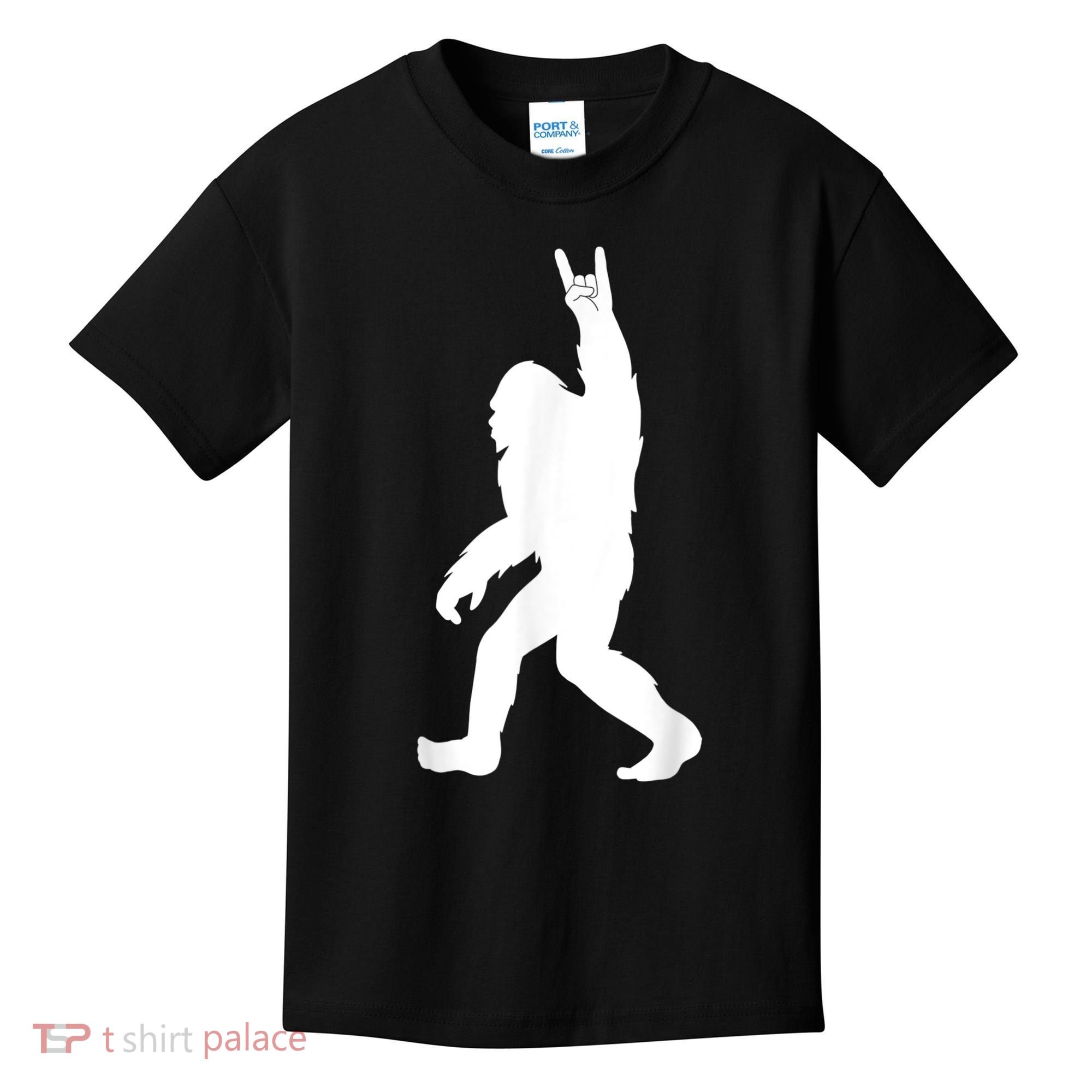 Retro Bigfoot , Funny Rock And Roll Bigfoot Kids T-Shirt