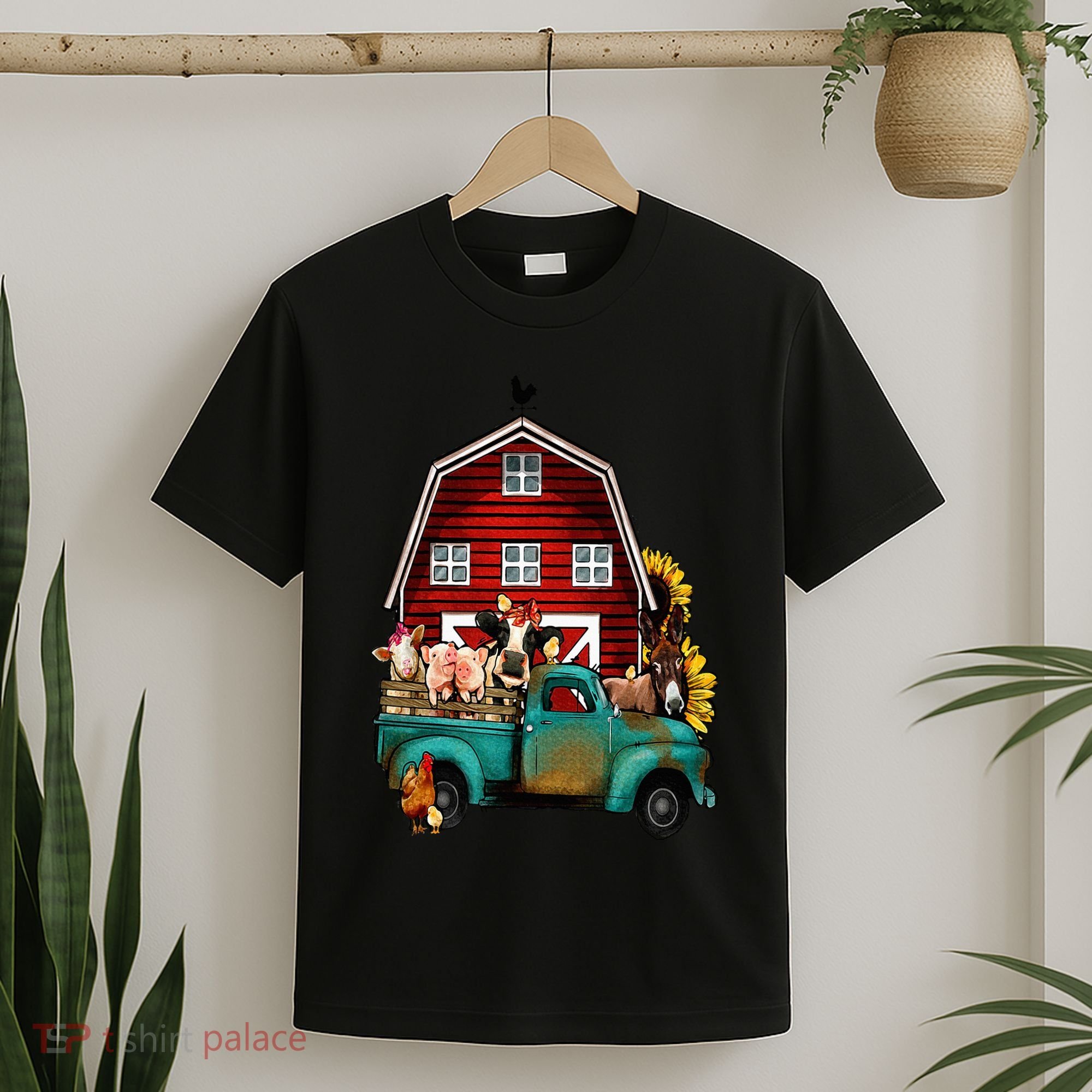 Red Barn Farm Pickup Truck With Farm Animals Farmer Cowgirl T-Shirt