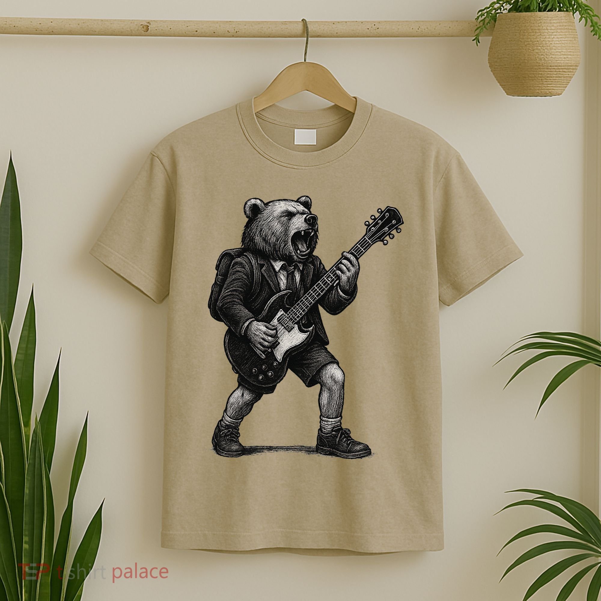 Rocking Bear Guitar Player Concert Festival Music Cool T-Shirt