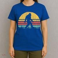 Retro Bigfoot Hipster Vintage Vibe Retro Seventies Graphic Funny Gift T-Shirt thumb 4